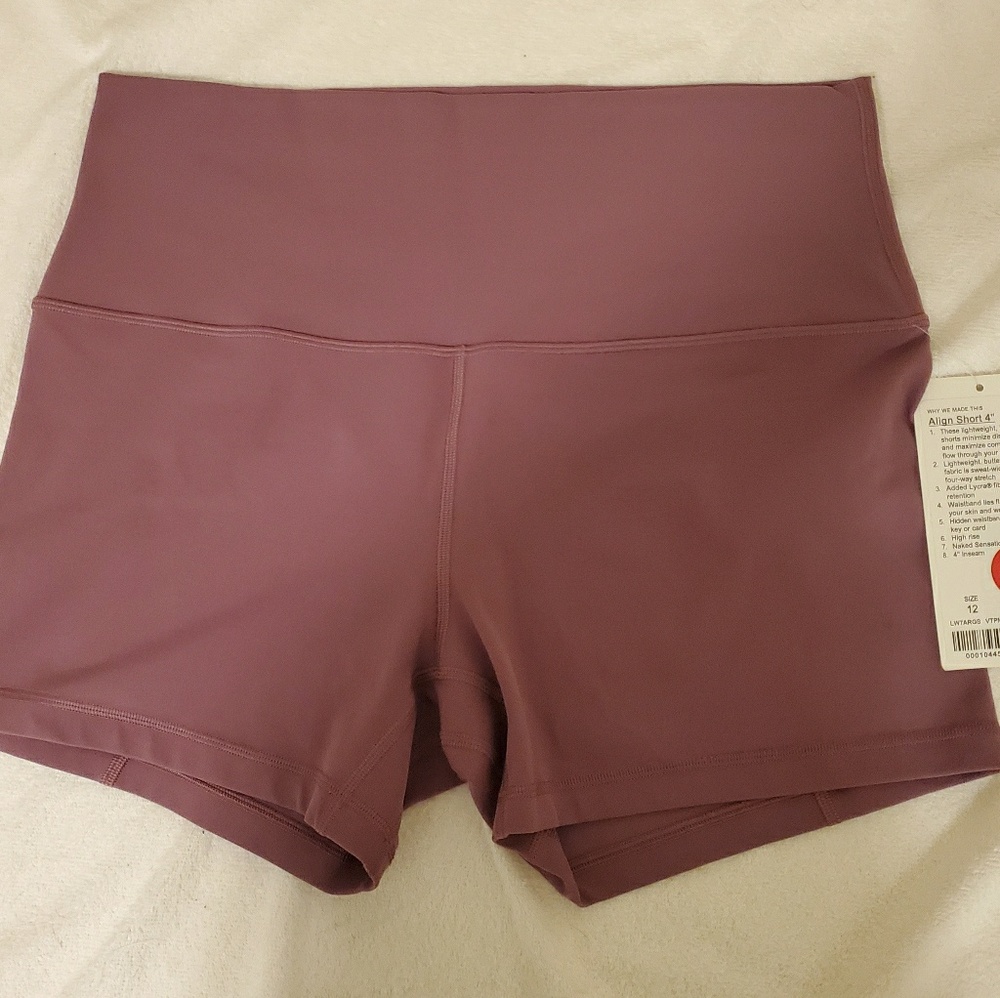 NWT Lululemon Align 4" Short